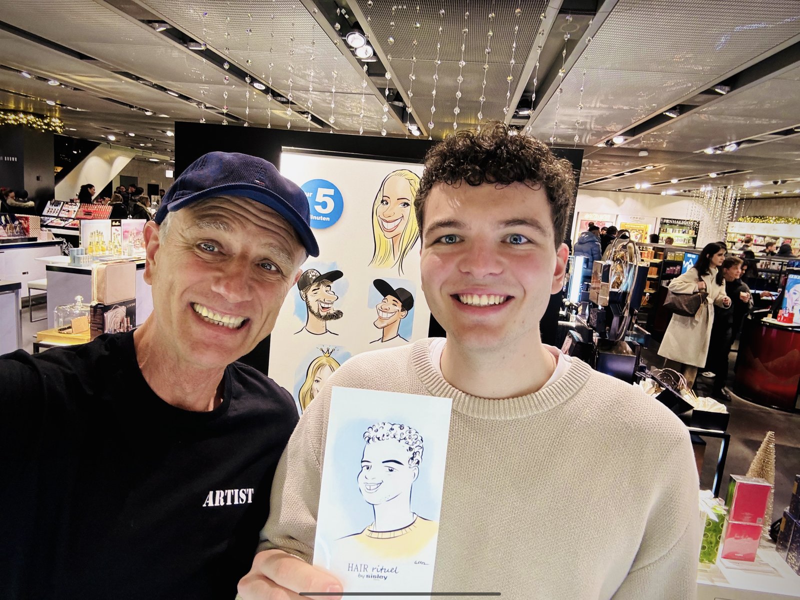 Client tenant son portrait branded Sisley Paris, panneau 5 minutes en arrière-plan